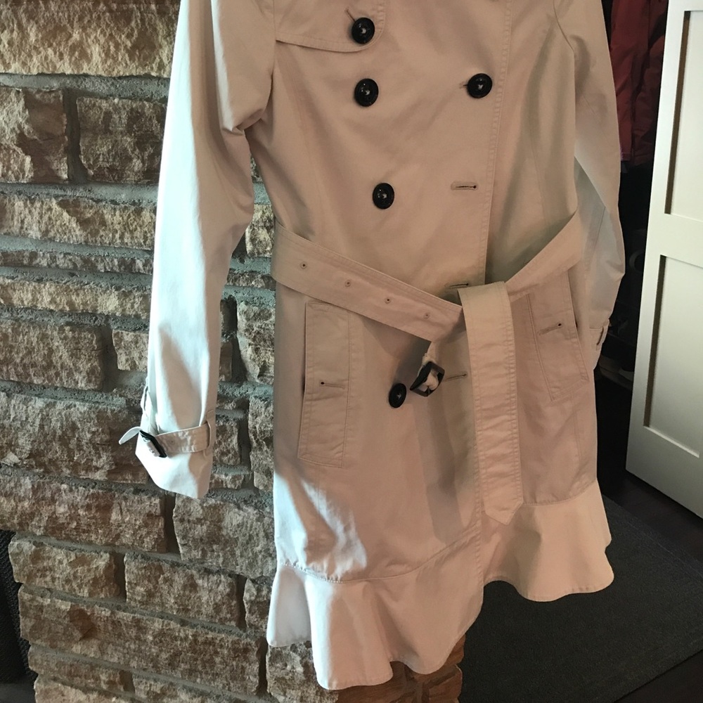 SOLD - London Fog trench coat - Picture 2 of 4